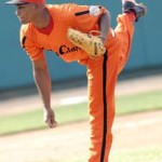 Serie-49-Beisbol-Equipo-Villa Clara Lanzador Freddy Asiel Alvarez