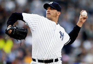 Andy Pettitte pitches