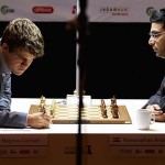 Viswanathan Anand (R) plays against Norway's Magnus Carlsen in the Norway Chess 2013 tournament in Sandnes near Stavanger May 9, 2013 in this photo provided by NTB Scanpix Photo. REUTERS/Kent Skibstad/NTB Scanpix