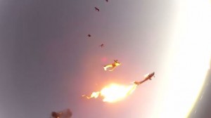 paracaidistas-salvaron-vida-chocar-avion_TINVID20140324_0009_3