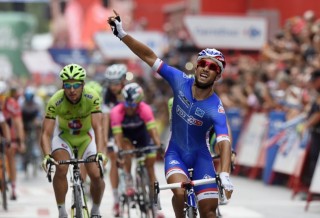 8-30-Bouhanni-Wins-645x440