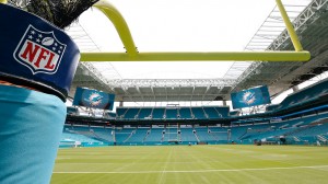 a_HardRockStadium_1296