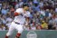 Mookie Betts, Encabeza las Mayores con .342 de promedio y lleva ritmo para cerrar el año con 33 jonrones, 30 bases robadas y 47 dobles. (AP)