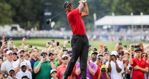 Tiger Woods durante la cuarta ronda en el Tour Championship en Eastlake. (EFE EPA TANNEN MAURY)