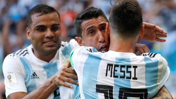 futbol-argentina-messi-dimaria-800x450 (1)