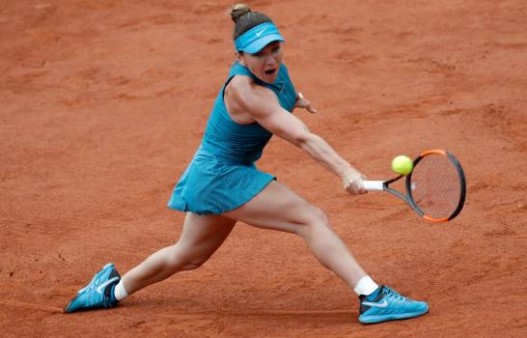 simona-halep-30-5_14476091_20200731224500