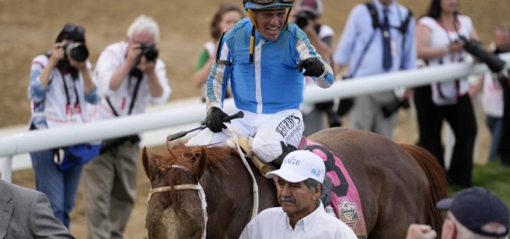jose-castellanos-despues-de-montar-a-mage6523ap-bd5fa84a-focus-0-0-895-573 (1)