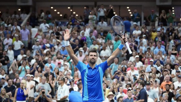 novak-djokovic-serbia-celebra-despues-de-vencer-aa-borna-gojo-croacia-en-4ta-ronda-del--abierto-de-estados-unidos-3-de-septiembre-de-2023-en-nueva-york-ap-john-minchillo-32326c81-focus-0-min0.19-896-504